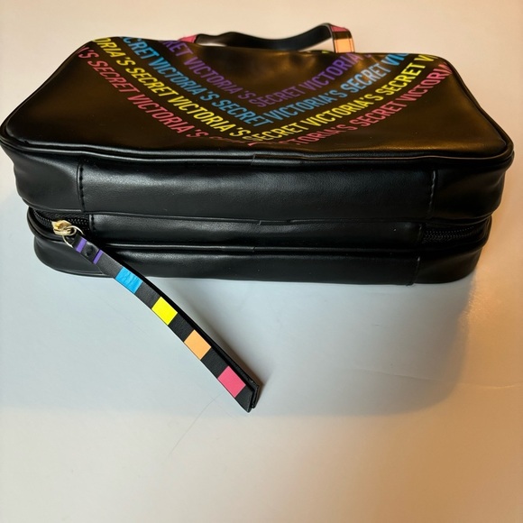 2/$30 Victoria's Secret Jetsetter Travel Case Make Up Bag Rainbow - Picture 4 of 14
